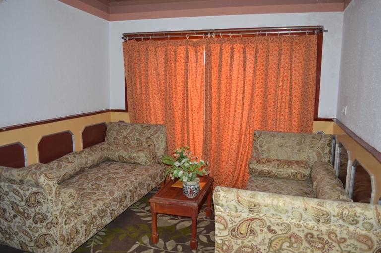 Shah Abbas Hotel At Dal Lake Srīnagar エクステリア 写真