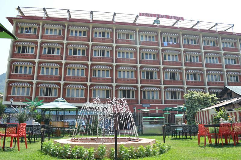 Shah Abbas Hotel At Dal Lake Srīnagar エクステリア 写真
