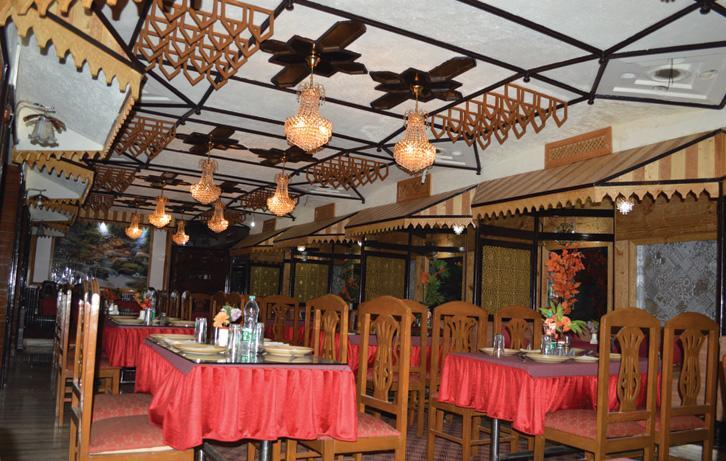 Shah Abbas Hotel At Dal Lake Srīnagar エクステリア 写真