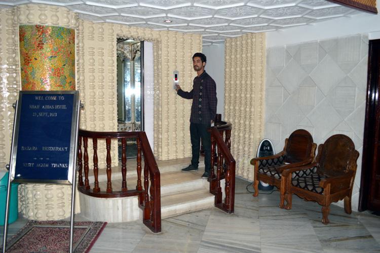 Shah Abbas Hotel At Dal Lake Srīnagar エクステリア 写真